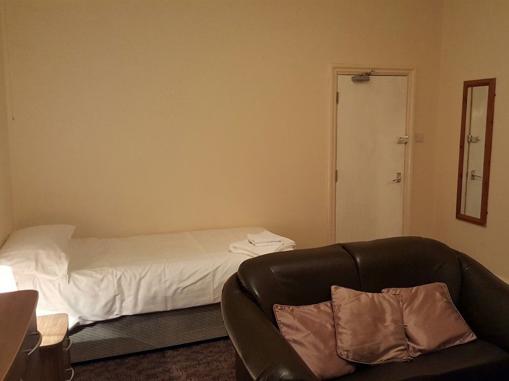 Station Hotel 하크날토카드 외부 사진